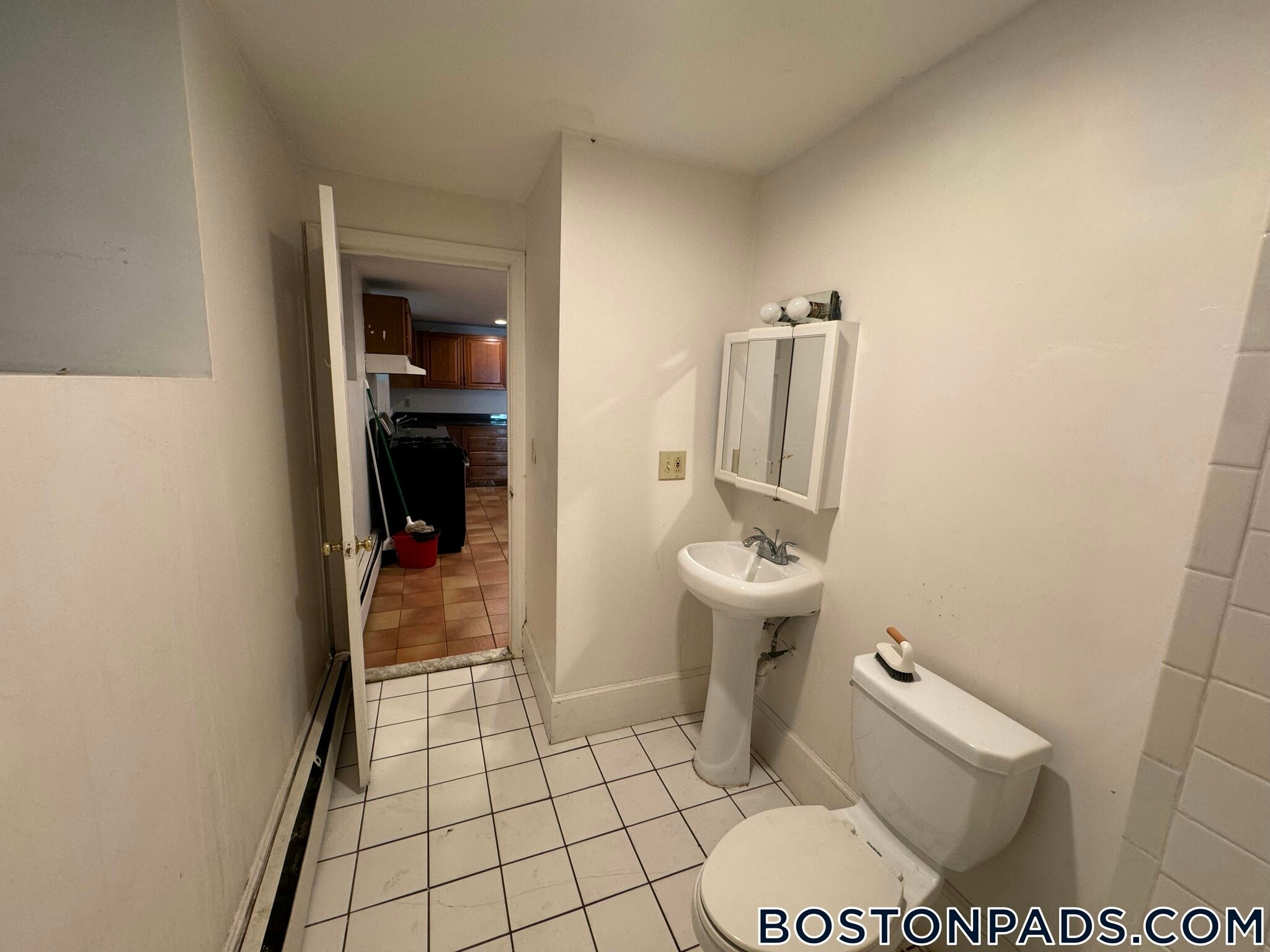 Building Photo - 132 Chiswick Rd