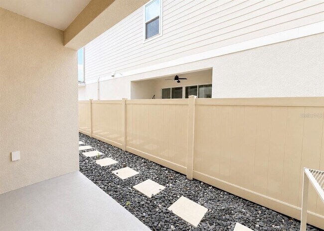 Building Photo - 1502 Erin Breeze Ln