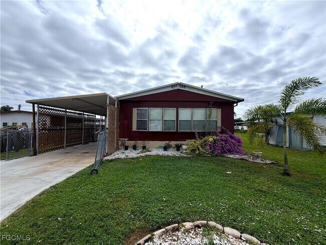 Primary Photo - 106 Gaslight Ave