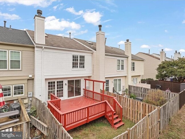 Building Photo - 43485 Plantation Terrace