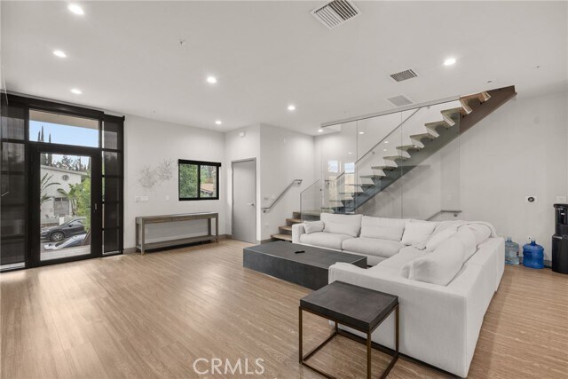 Building Photo - 18703 Redwing St