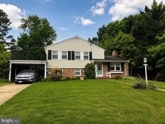 Building Photo - 8512 Doyle Dr