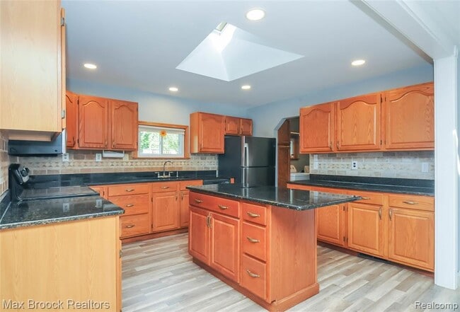 Building Photo - 50191 Cedargrove Rd