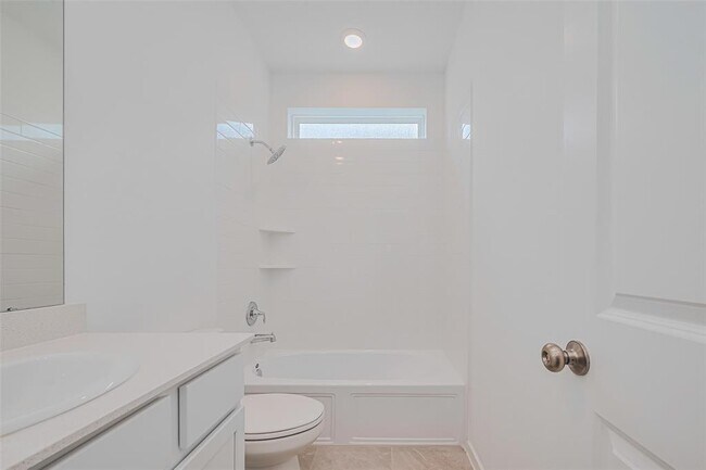 Building Photo - 2120 Toyhill Fls Ln