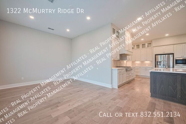 Building Photo - 1322 McMurtry Ridge Dr