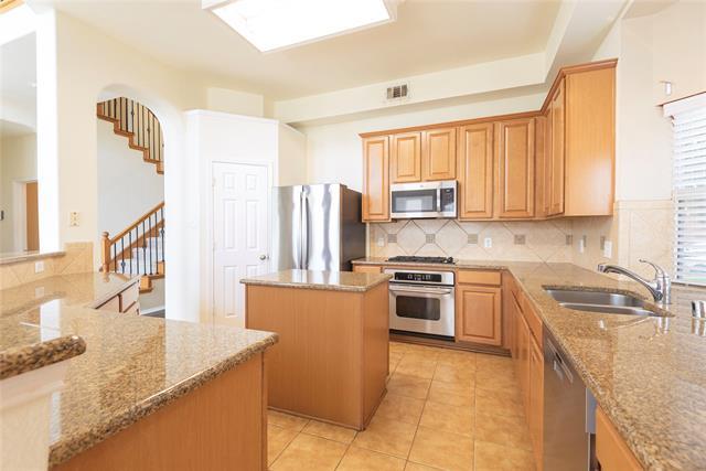 Building Photo - 13350 Mannheim Dr