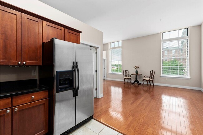 Building Photo - 1515 Lafayette Ave