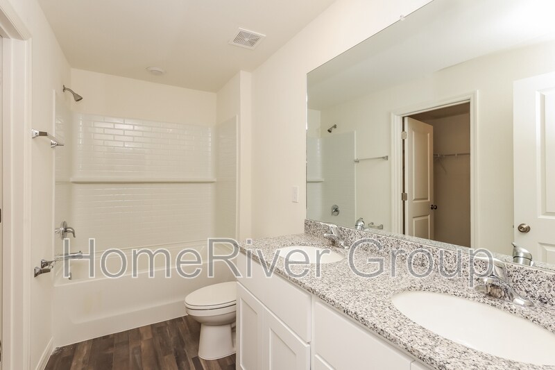 Building Photo - 2257 Oklahoma Dr