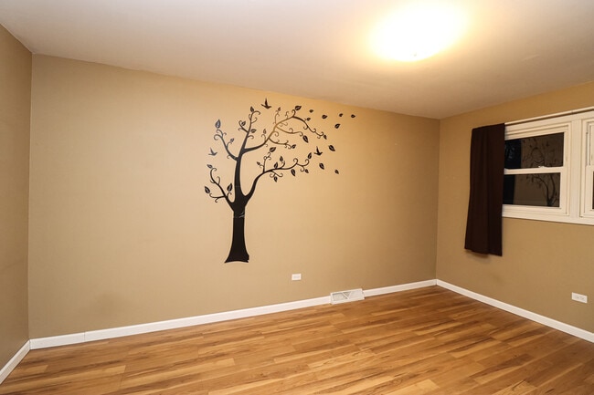 Building Photo - 500 Westwood Ave