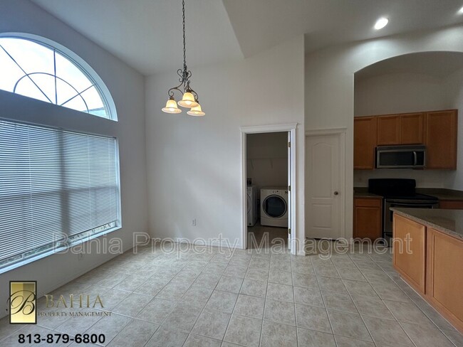 Building Photo - 6850 Pine Springs Dr