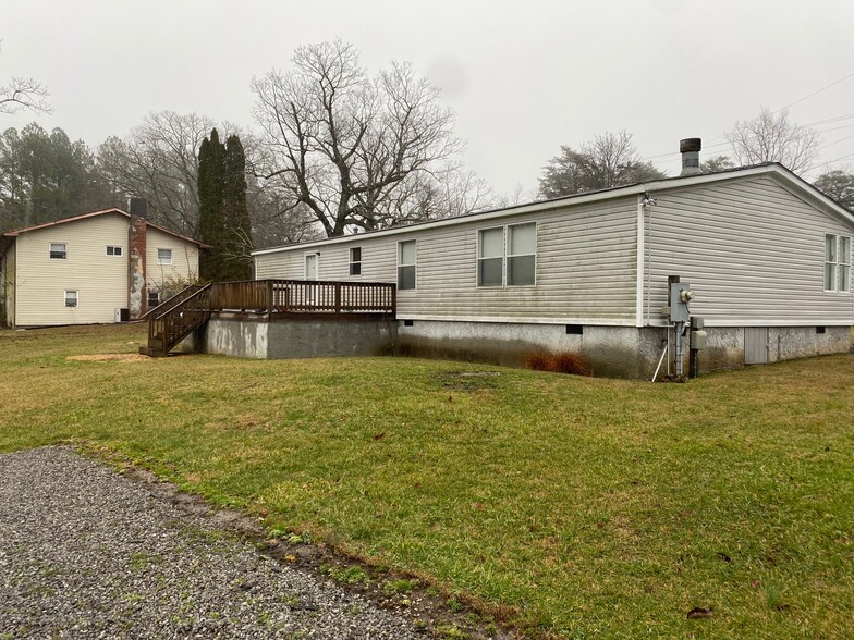 Back view of house - 1220 Montlake Rd