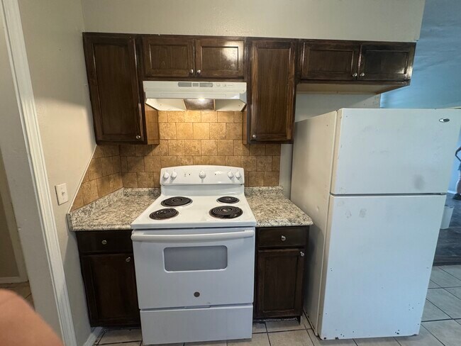 Building Photo - 5109 S Georgia Terrace
