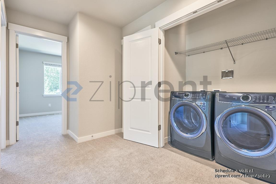 Building Photo - 200 N 87th Pl