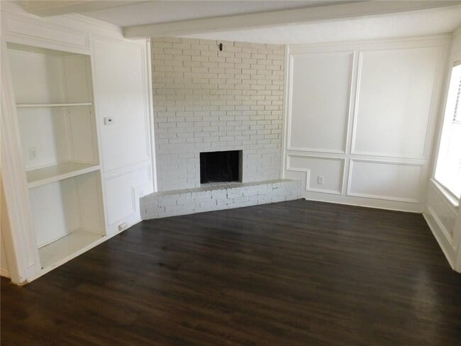 Building Photo - 3308 Hycreek Dr