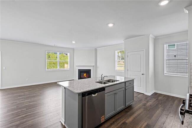 Building Photo - 77 Grv Spgs Ct