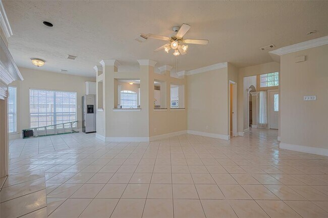 Building Photo - 14203 Torrey Village Dr