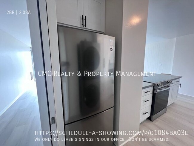 Building Photo - 5400 E The Toledo