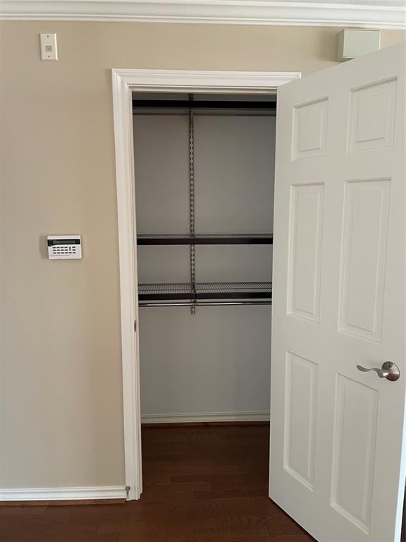 Building Photo - 5909 Luther Ln