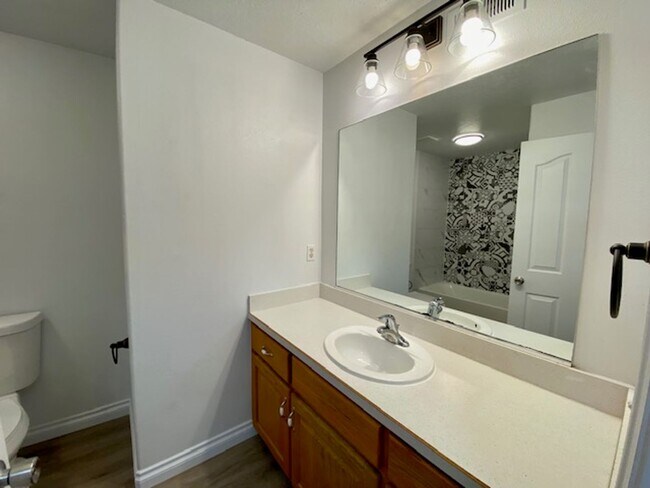 Building Photo - 766 N 2720 E