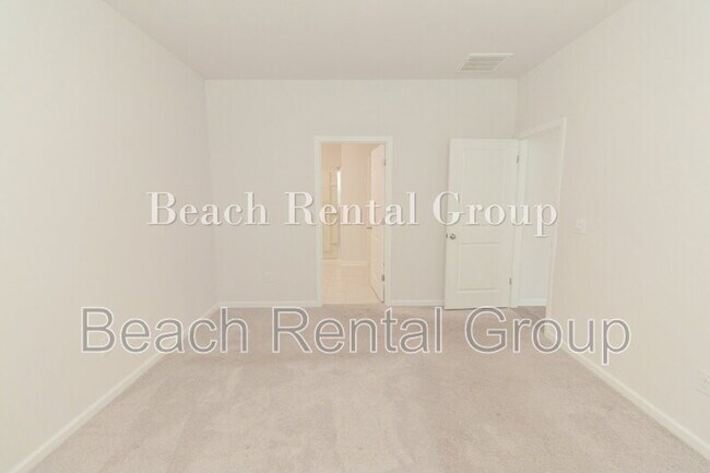 Building Photo - 246 Marauder Dr