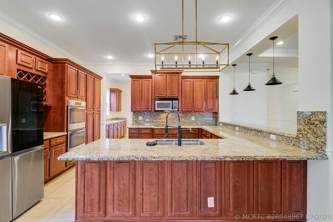 Building Photo - 11340 SW Vanderbilt Cir