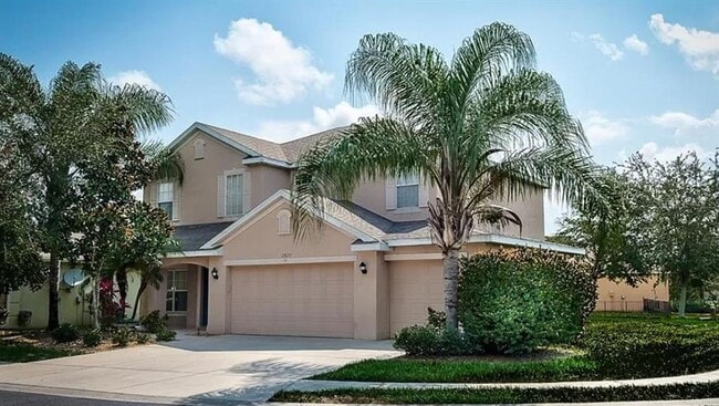 Primary Photo - 2827 Suncoast Lakes Blvd