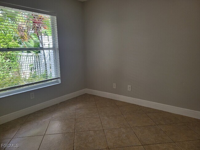 Building Photo - 14807 Crooked Pond Ct