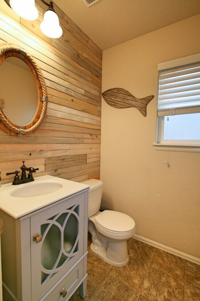 Building Photo - Stunning Two Story Home Available in Peyton!