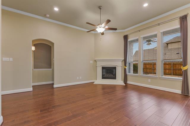 Building Photo - 351 Long Meadow Way