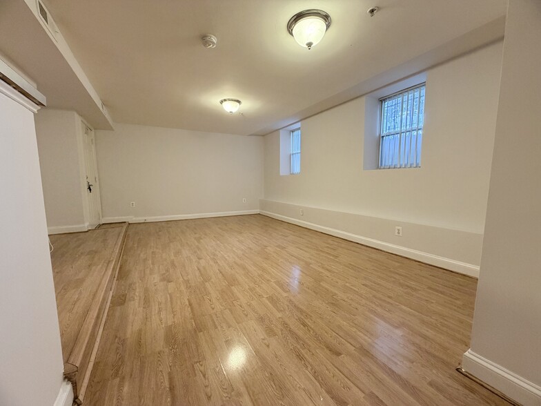 Living Room - 330 Rhode Island Ave NE