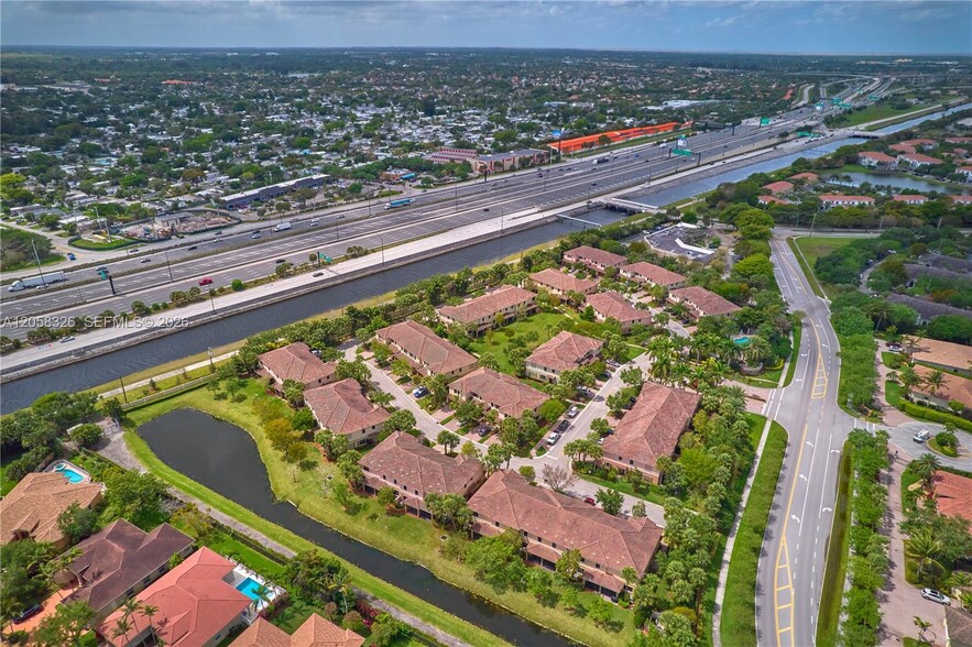 Building Photo - 129 Riverwalk Cir E