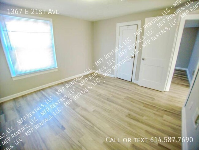 Building Photo - Charming 2-Bedroom Home with Modern Finish...