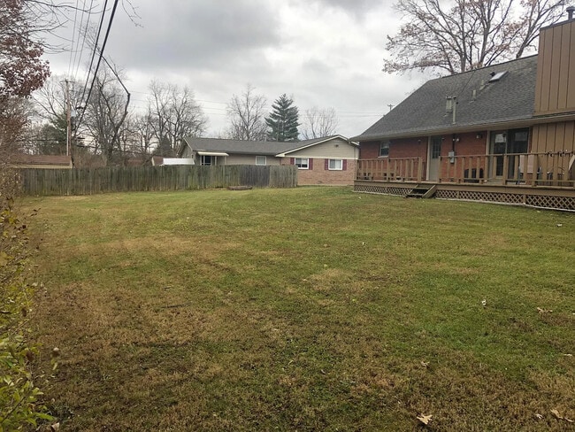 Building Photo - 2481 E Rahn Rd