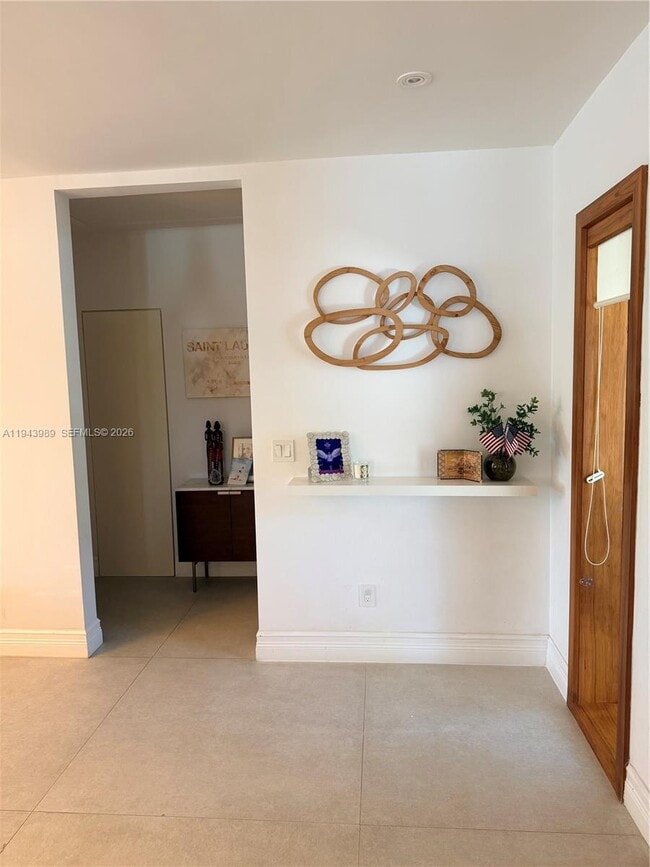 Building Photo - 5911 Alton Rd