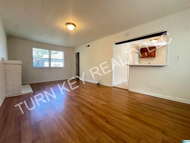 Building Photo - 1008 Shelton St