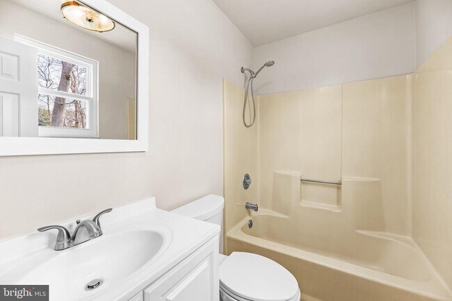 Building Photo - 3604 Cox Ct