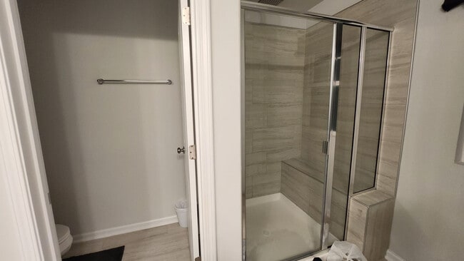 Building Photo - Room in Townhome on Mezzo Ln