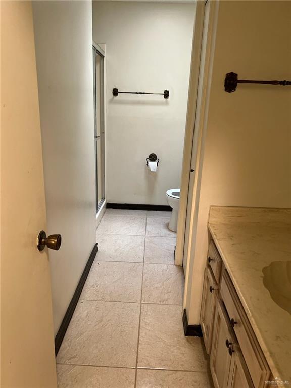 Building Photo - 200 E Yuma Ave