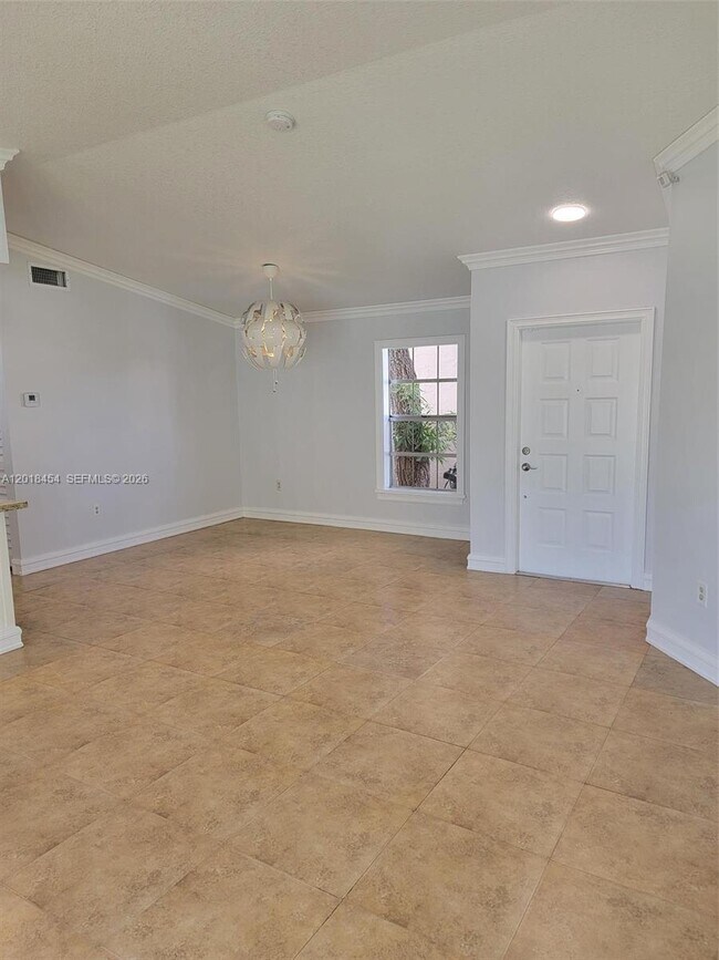 Building Photo - 14115 Langley Pl