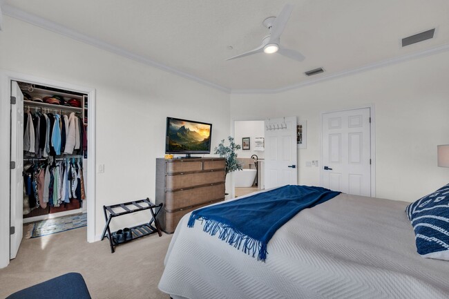 Building Photo - Venetian Harbor 3 bed 2.5 bath + Office/Den & 2 car tandem oversized garage!