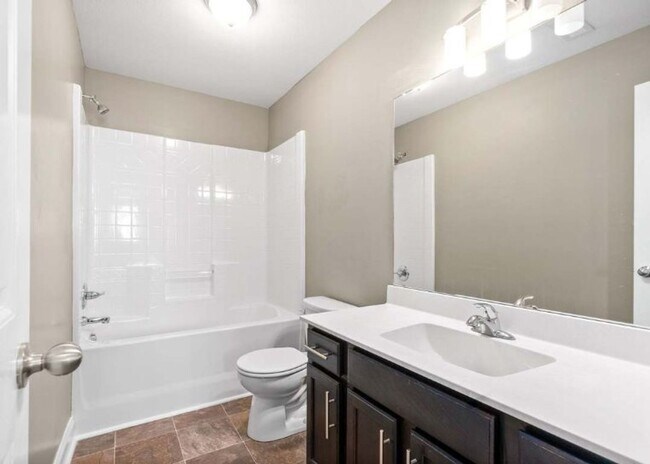 Building Photo - 1103 Medallion Ct