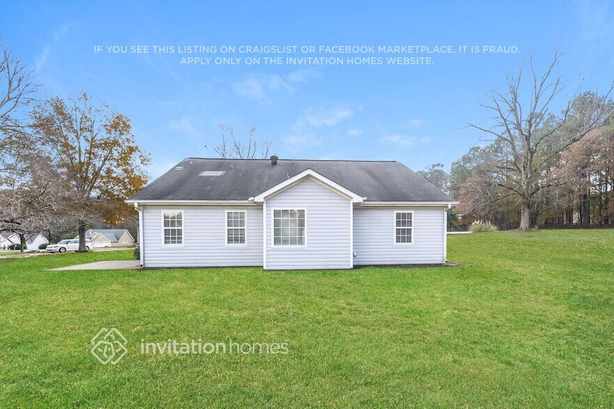 Building Photo - 10 McIntosh Estates Dr