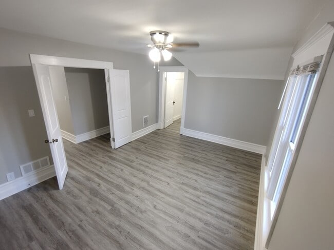 Building Photo - 3607 Waukegan Rd