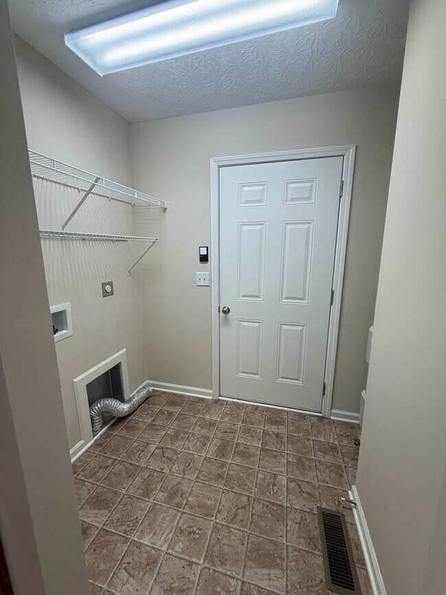 Building Photo - Upper Stone Apartments