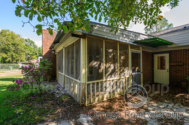 Building Photo - 2941 Ashley Ave