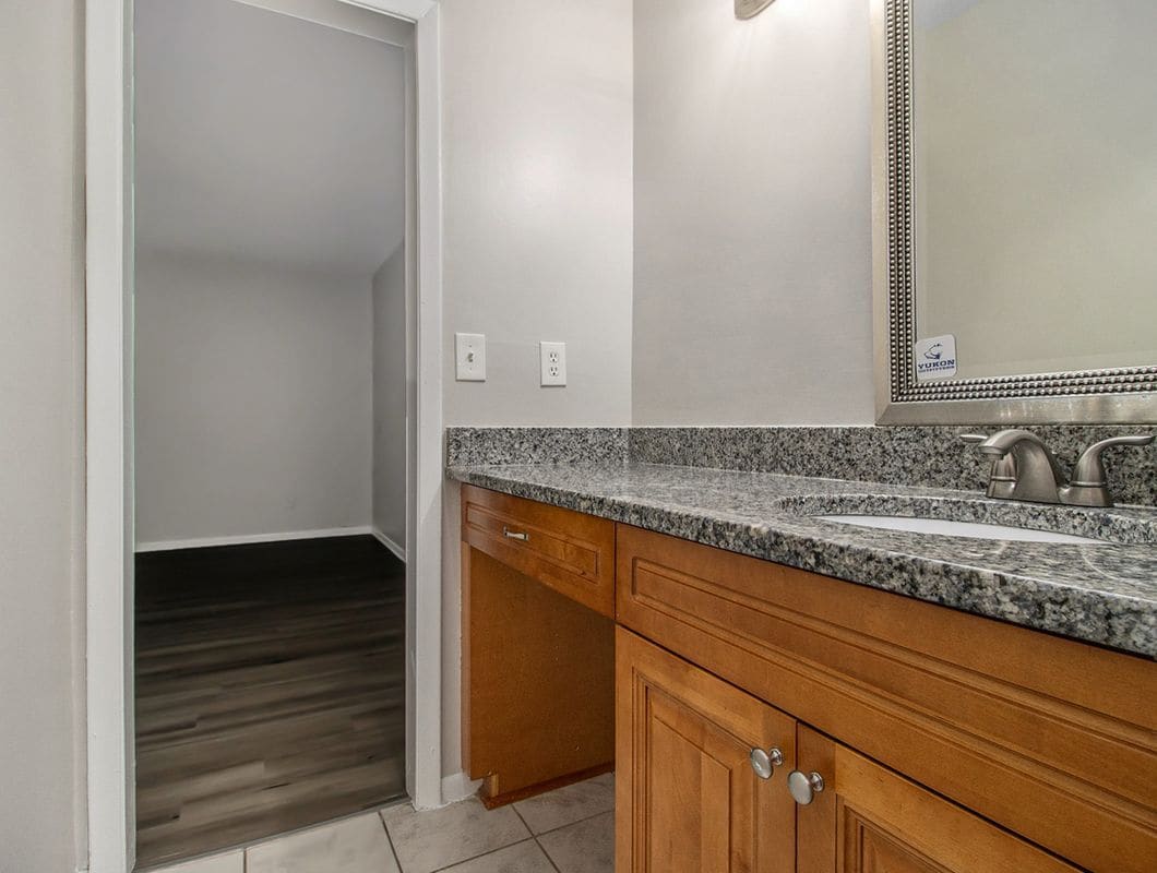 Building Photo - 3599 Woodbriar Cir