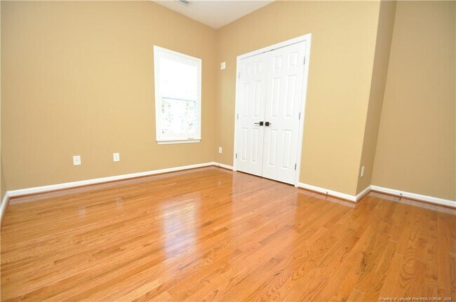 Building Photo - 248 N Honey Springs Ave