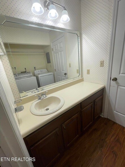 Building Photo - 122 Arcadia Ln