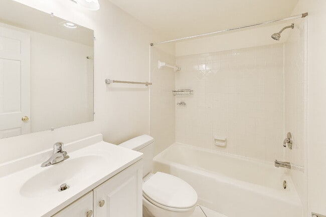 Building Photo - 7721 Tremayne Pl