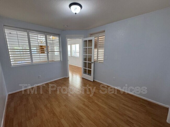 Building Photo - 9440 Stone Springs Dr